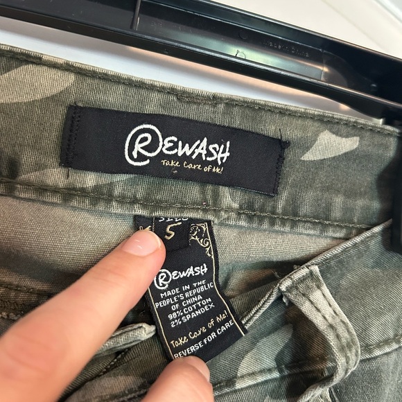 Camo Rewash denim jeans with gold studs - Picture 3 of 5